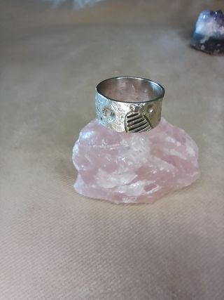 Anillo de plata con diseño