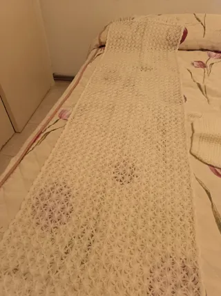 Conjunto punto bebé antiguo: toquilla y pantalón