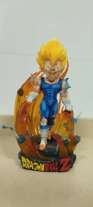 Figura Majin Vegeta Dragon Ball Z