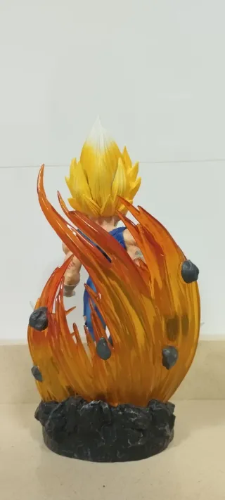 Figura Majin Vegeta Dragon Ball Z