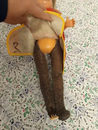 Muñeca Nancy antigua vestida