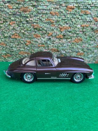 Mercedes-Benz 300 SL Roadster – 1954 – Escala 1:18