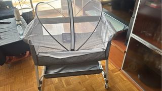 Cuna Moisés Gris con Mosquitera