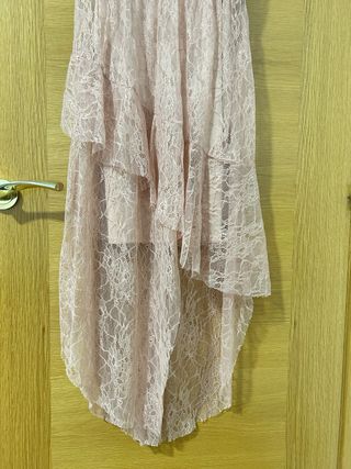 Vestido rosa encaje Stradivarius