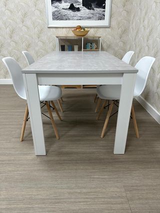 Mesa Comedor Nuevo + 4 Sillas Oferta