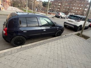 Renault Clio 2005