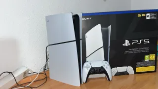 PS5 Digital Edition con mando
