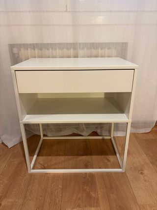 Tavolino bianco Ikea