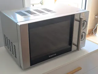 Microondas Taurus Plateado