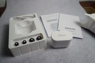 Denon AH-C630 Auriculares Inalámbricos (a reparar)