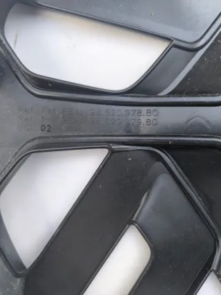 Tapacubo Citroën C4 18"