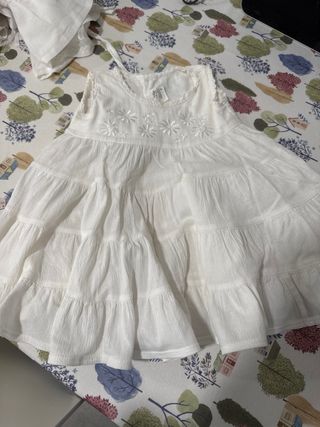 Lote vestidos y chaquetas de varios colores