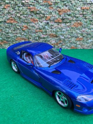 Dodge Viper GTS Coupe – Bburago – Escala 1:18