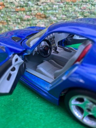Dodge Viper GTS Coupe – Bburago – Escala 1:18