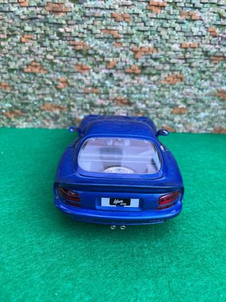 Dodge Viper GTS Coupe – Bburago – Escala 1:18