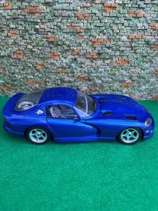 Dodge Viper GTS Coupe – Bburago – Escala 1:18