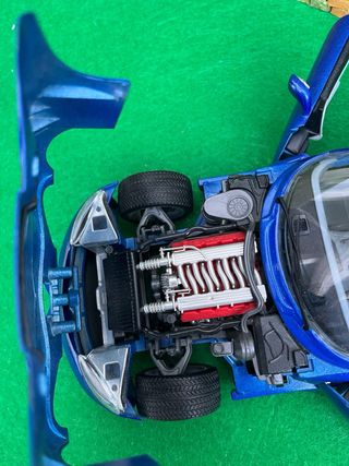 Dodge Viper GTS Coupe – Bburago – Escala 1:18