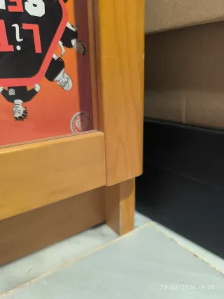 Vitrina Ikea Madera y Cristal