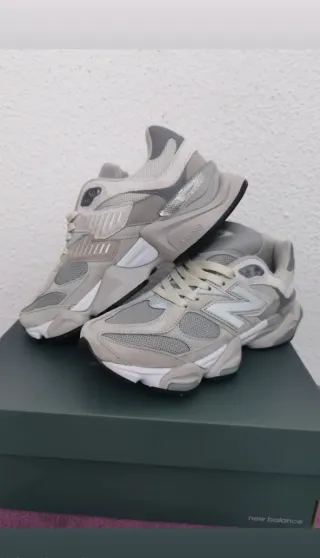 Zapatillas New Balance 9060 Talla 40