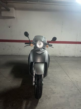 Aprilia Scarabeo 125 Plata