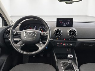 A3 SEDÁN 1.6TDI AMBITION 105 cv