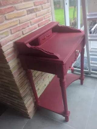 Escritorio o mueble auxiliar restaurado rojo