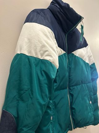 Chaqueta acolchada tricolor Bershka · Talla M ·