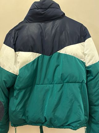 Chaqueta acolchada tricolor Bershka · Talla M ·