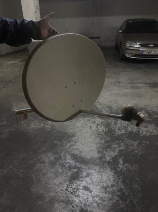 Antena parabólica