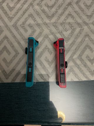 Mandos Nintendo Switch Azul y Rojo