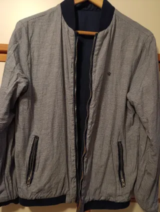 Cazadora bomber reversible azul