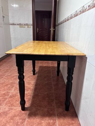 Mesa madera rústica negra y madera