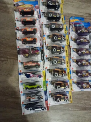 Lote Hot Wheels Th preferiblemente para cambiar