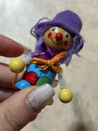 Portachiavi vintage clown in legno e stoffa