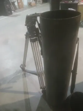 Trípode Sachtler 18 II