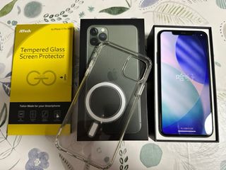 iPhone 11 Pro Max Verde/Grigio Siderale