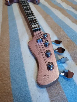 Bajo eléctrico Sire Marcus Miller V7 4 cuerdas