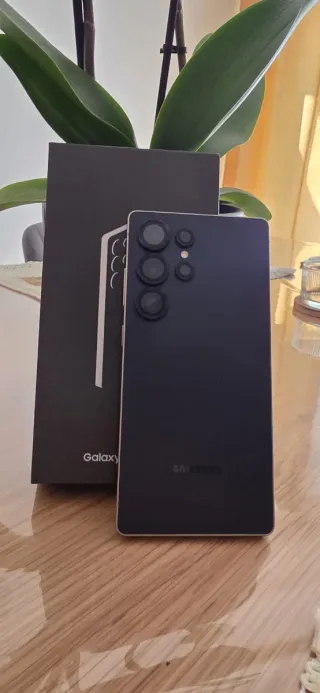 Samsung Galaxy S25 Ultra 512GB COMO NUEVO