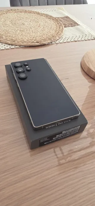 Samsung Galaxy S25 Ultra 512GB COMO NUEVO