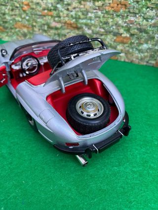 Mercedes-Benz 300 SL Roadster – 1:18 – Bburago