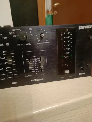 Mixer audio stereo MPK 307