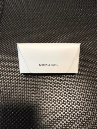 Funda Gafas Michael Kors Blanca