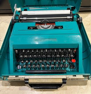 Máquina de escribir Olivetti