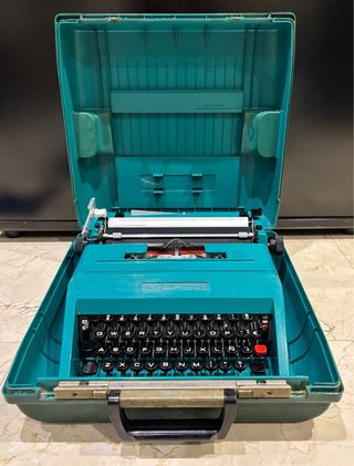 Máquina de escribir Olivetti