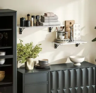 Set di tavoli a parete pieghevoli