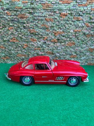 Mercedes-Benz 300 SL Roadster – 1954 – Escala 1:18