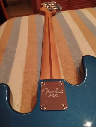 Bajo Eléctrico Fender PJ (montado por partes)