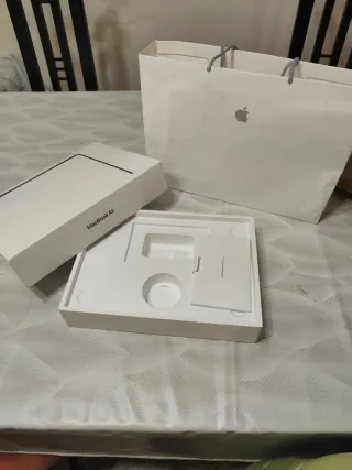 Caja Apple Macbook Air