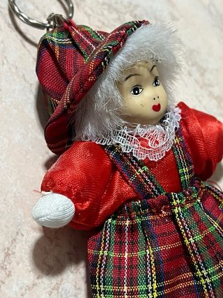 Portachiavi vintage bambolina abito scozzese