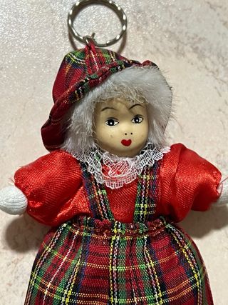 Portachiavi vintage bambolina abito scozzese